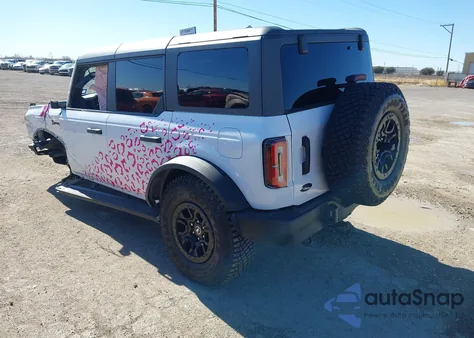 2024 Ford Bronco Wildtrak z USA, uszkodzony, nr VIN 1FMEE2BP4RLB15642